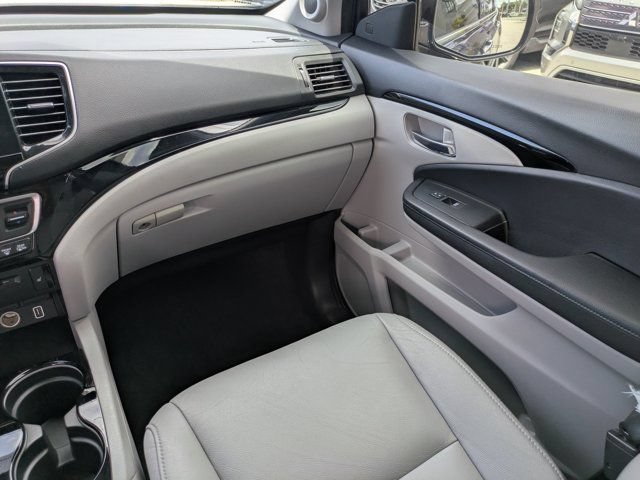 Certified 2020 Honda Pilot Touring image 19