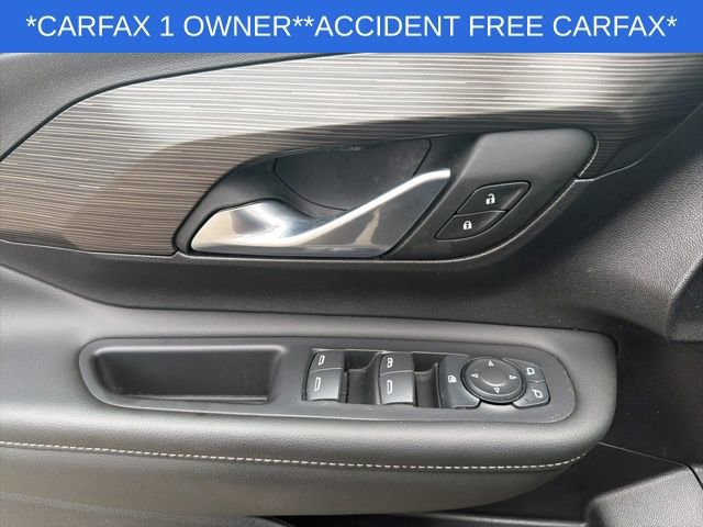 Used 2024 GMC Terrain SLE image 27