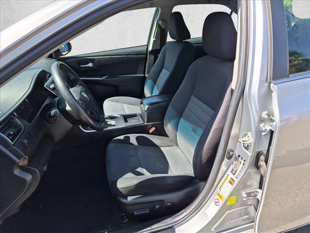 Used 2016 Toyota Camry LE FWD image 7