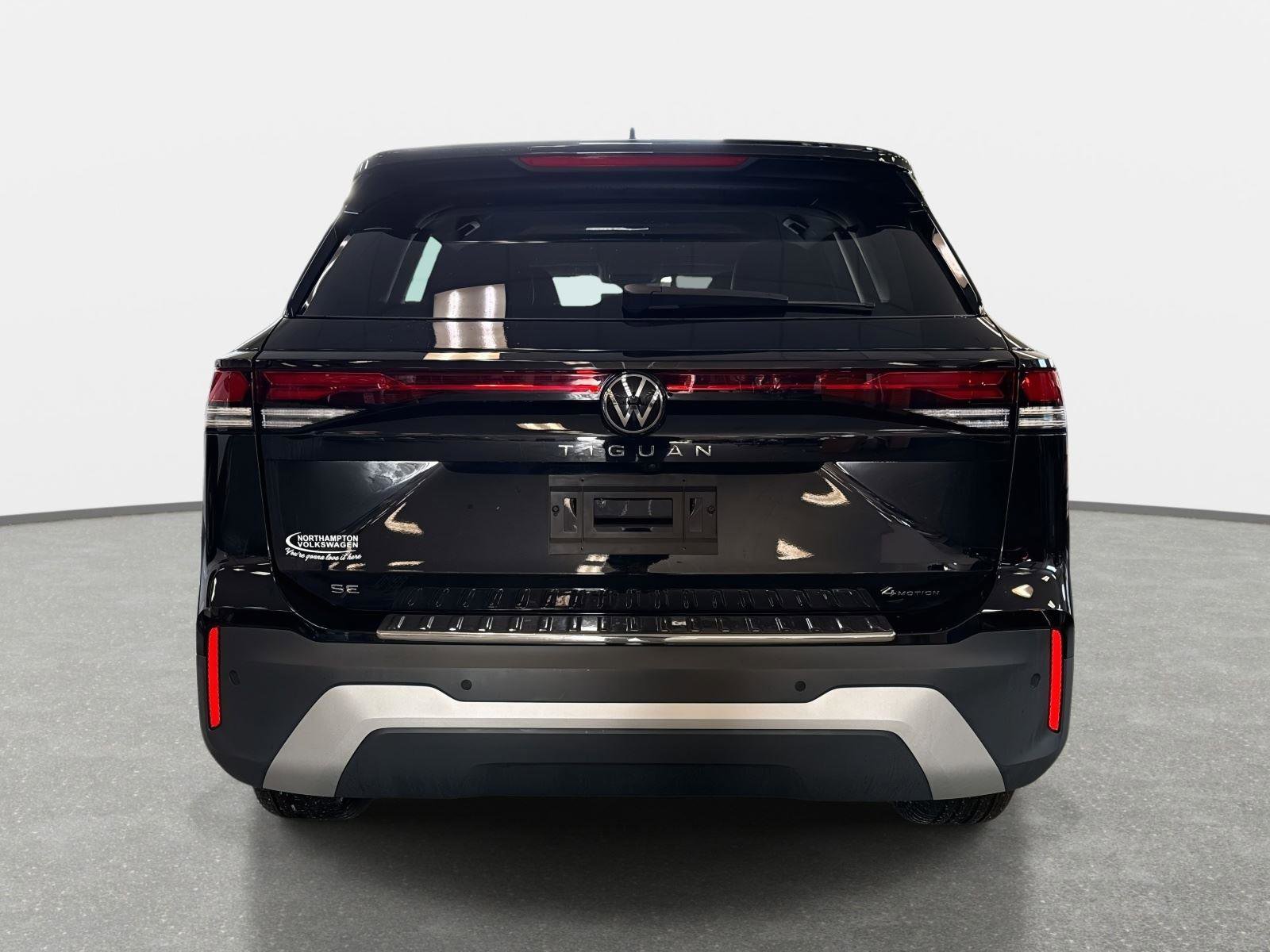 New 2026 Volkswagen Tiguan SE image 6