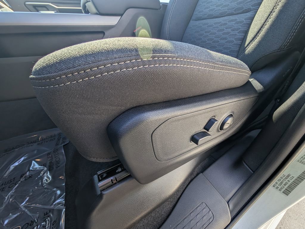 New 2026 RAM 1500 4x4 Crew Cab image 14