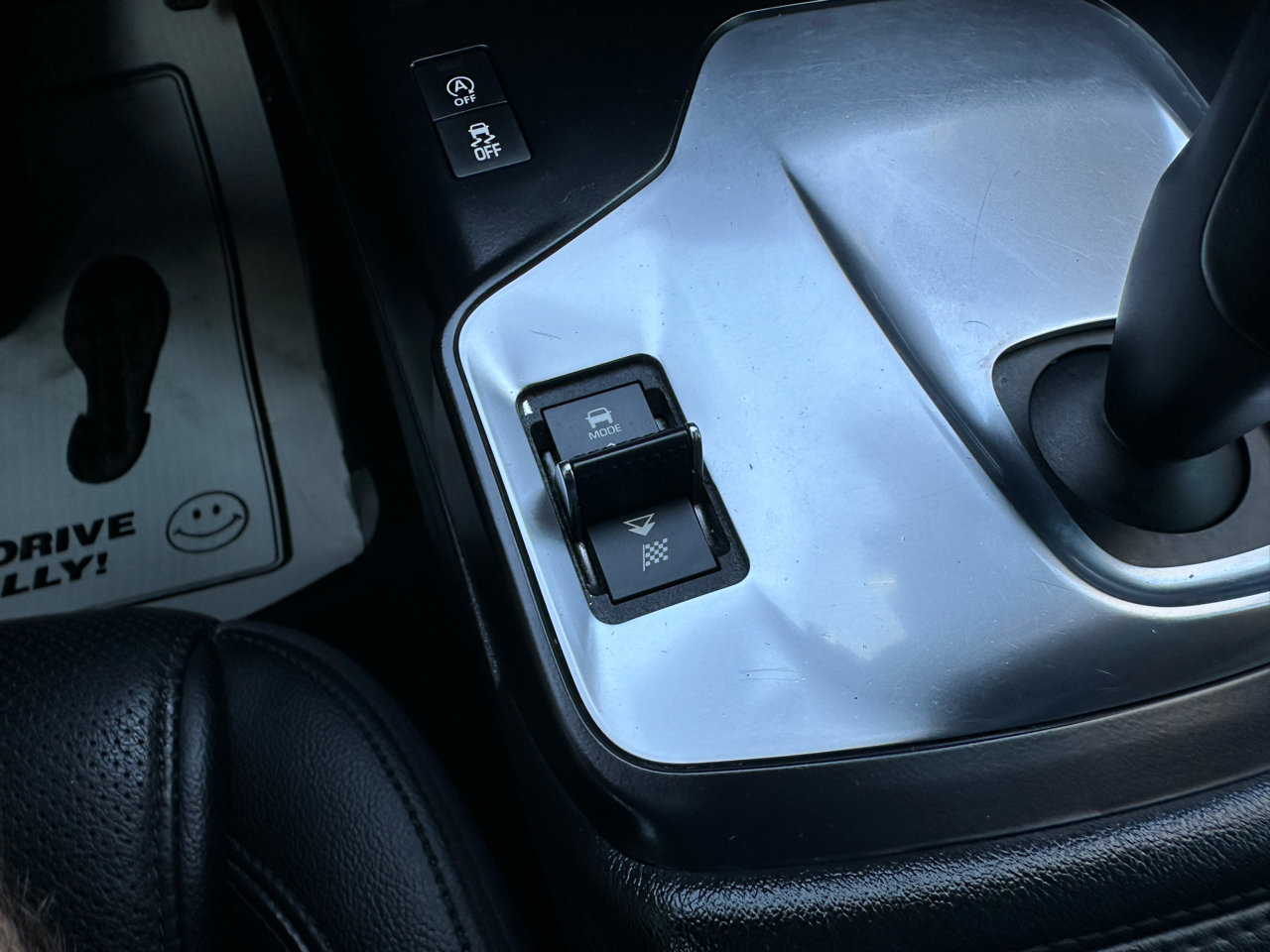 Used 2018 Jaguar E-PACE S image 55