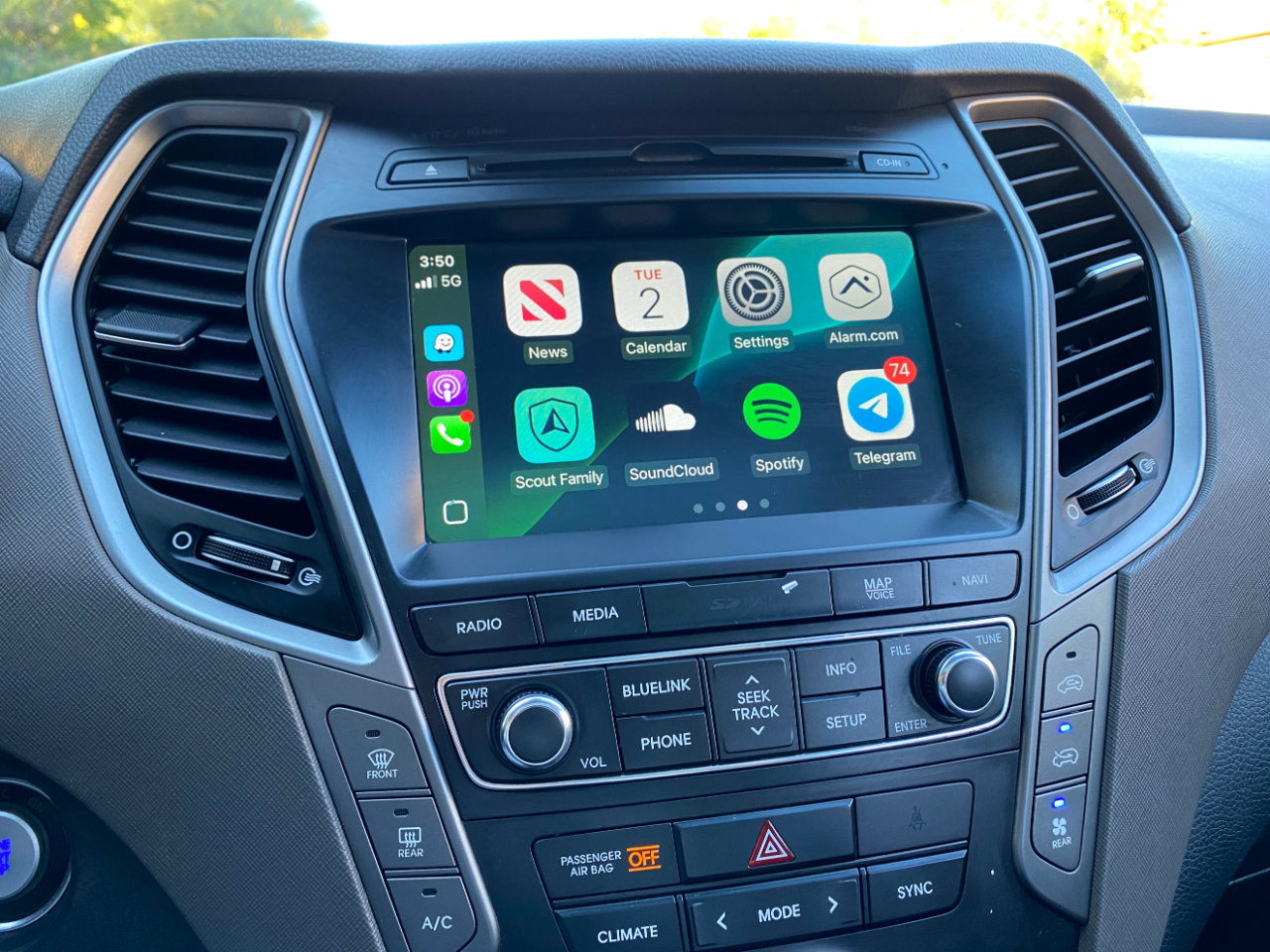 Used 2017 Hyundai Santa Fe SE Ultimate 3.3L Auto w/ SE Ultimate Tech Package 03 image 77