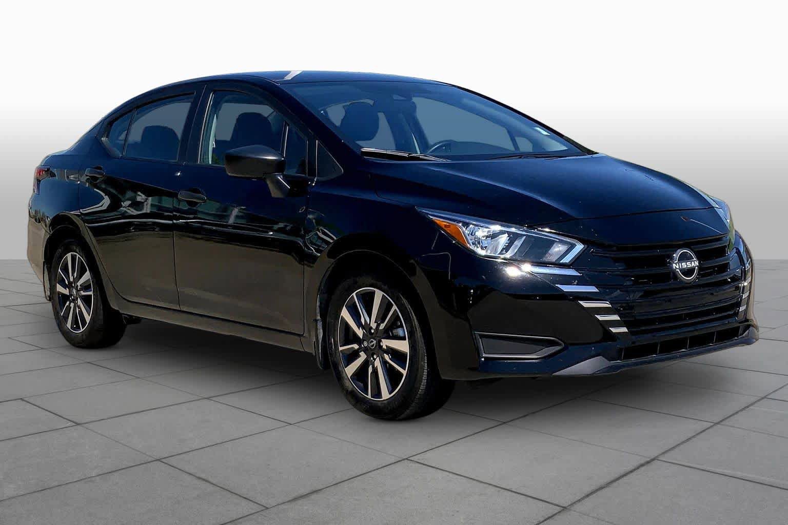 Used 2024 Nissan Versa S w/ S Plus Package FWD image 2