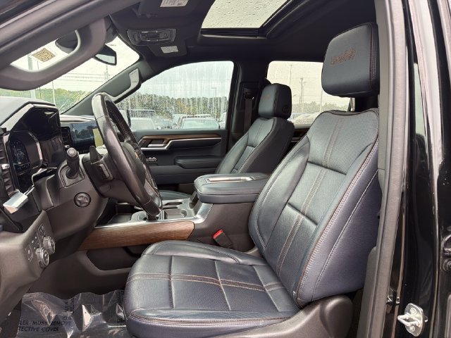 Used 2022 Chevrolet Silverado 1500 High Country w/ Z71 Off-Road Package AWD/4WD image 12