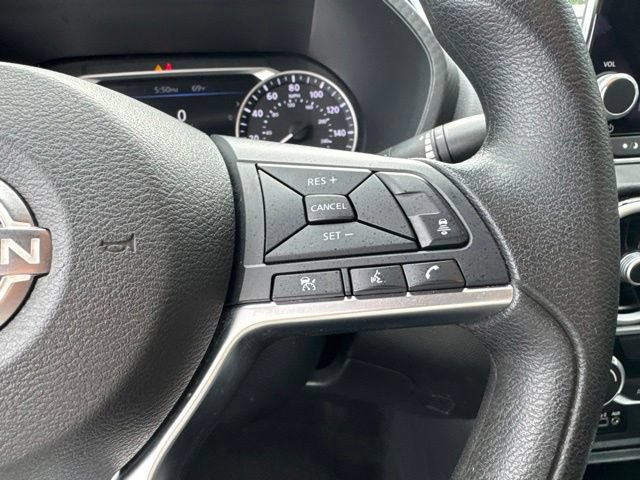 Used 2025 Nissan Sentra SV FWD image 13