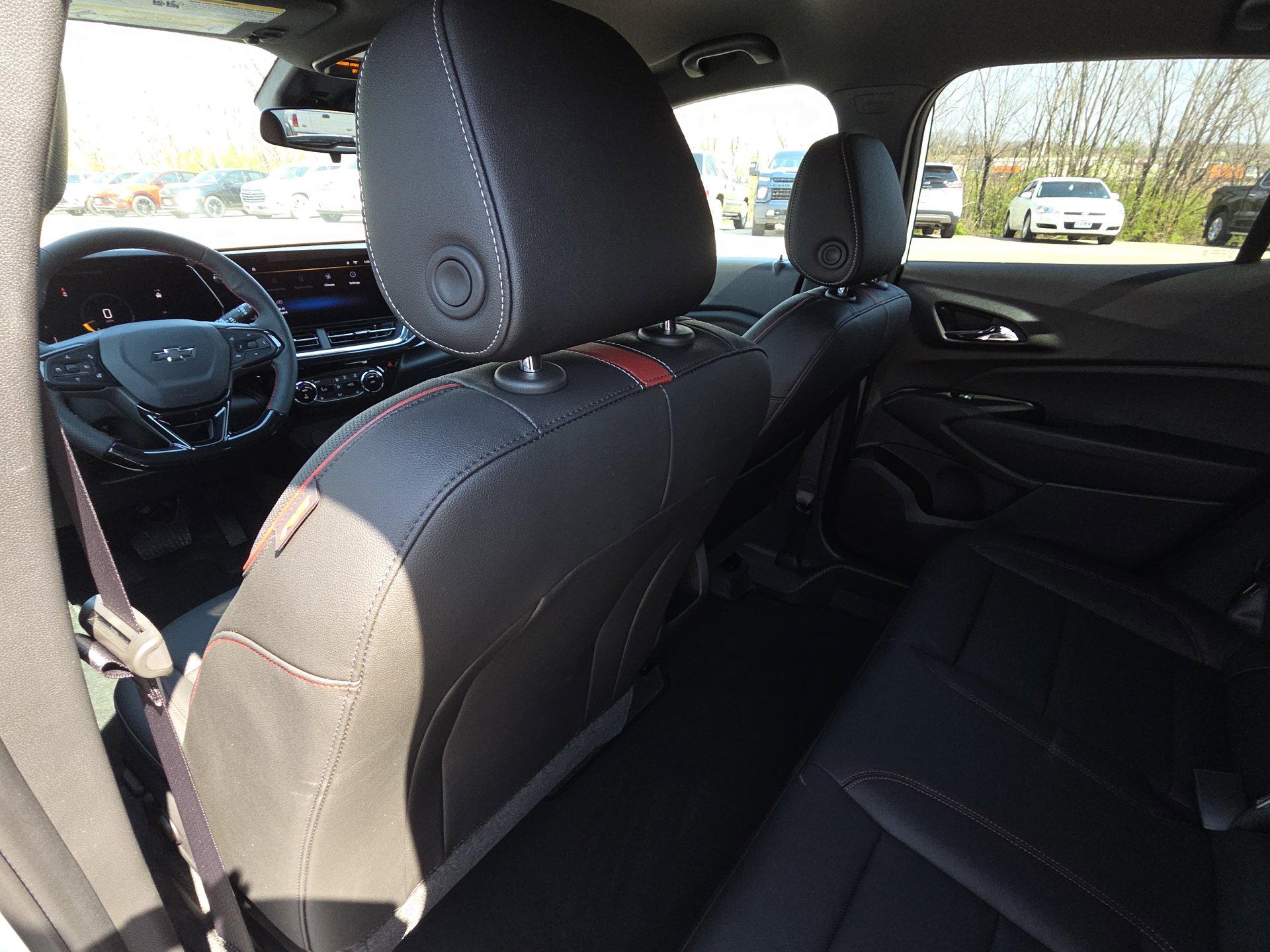 New 2026 Chevrolet Trax RS w/ Driver Confidence Package image 27