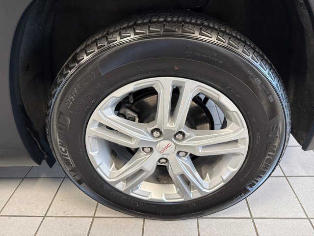 Certified 2024 GMC Terrain SLE w/ Driver Convenience Package image 11