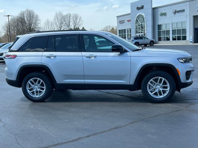 New 2026 Jeep Grand Cherokee Laredo X AWD/4WD image 45