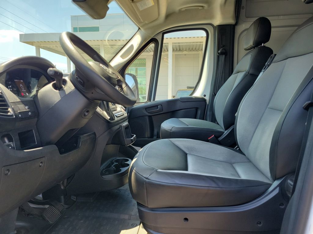 Used 2025 RAM ProMaster 3500 w/ Convenience Group image 12