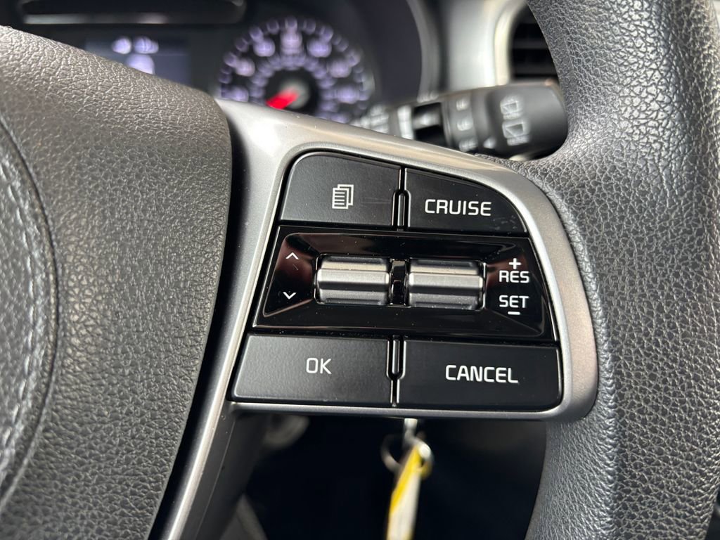 Used 2019 Kia Sorento LX image 12