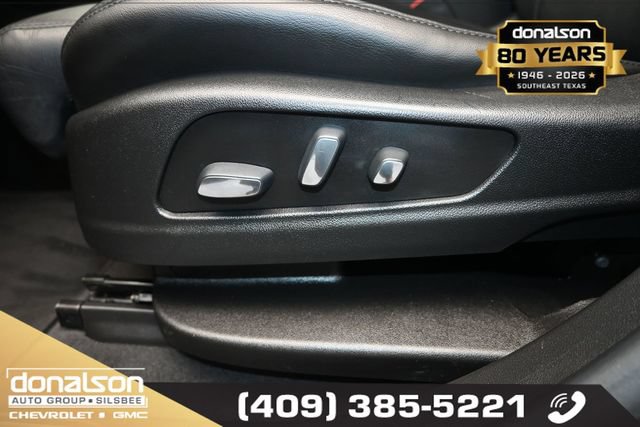 Used 2017 Cadillac XT5 Premium Luxury w/ Driver Assist Package FWD image 7