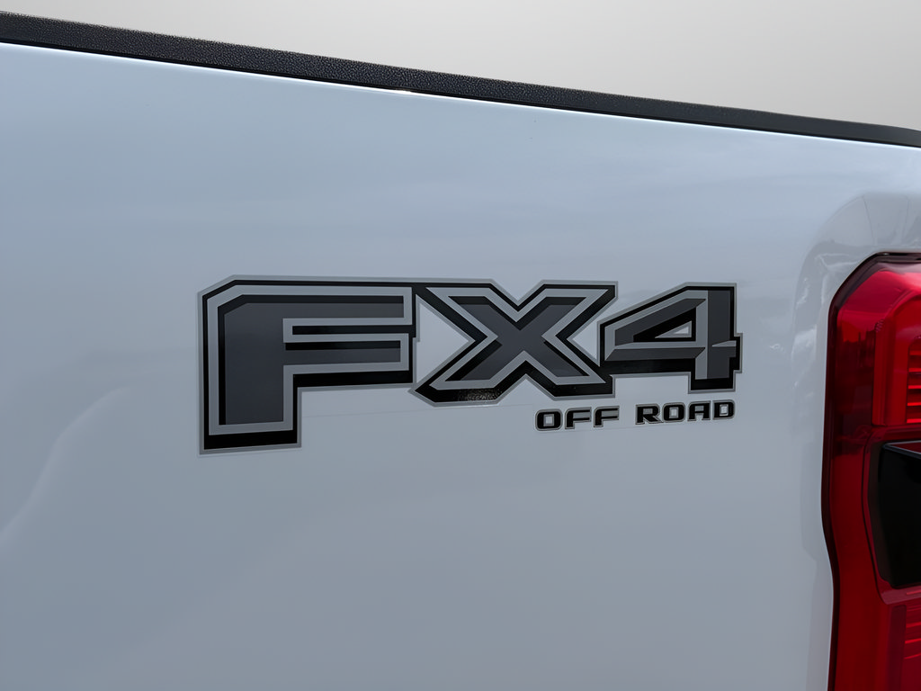 New 2026 Ford F250 XLT w/ XLT Premium Package AWD/4WD image 21