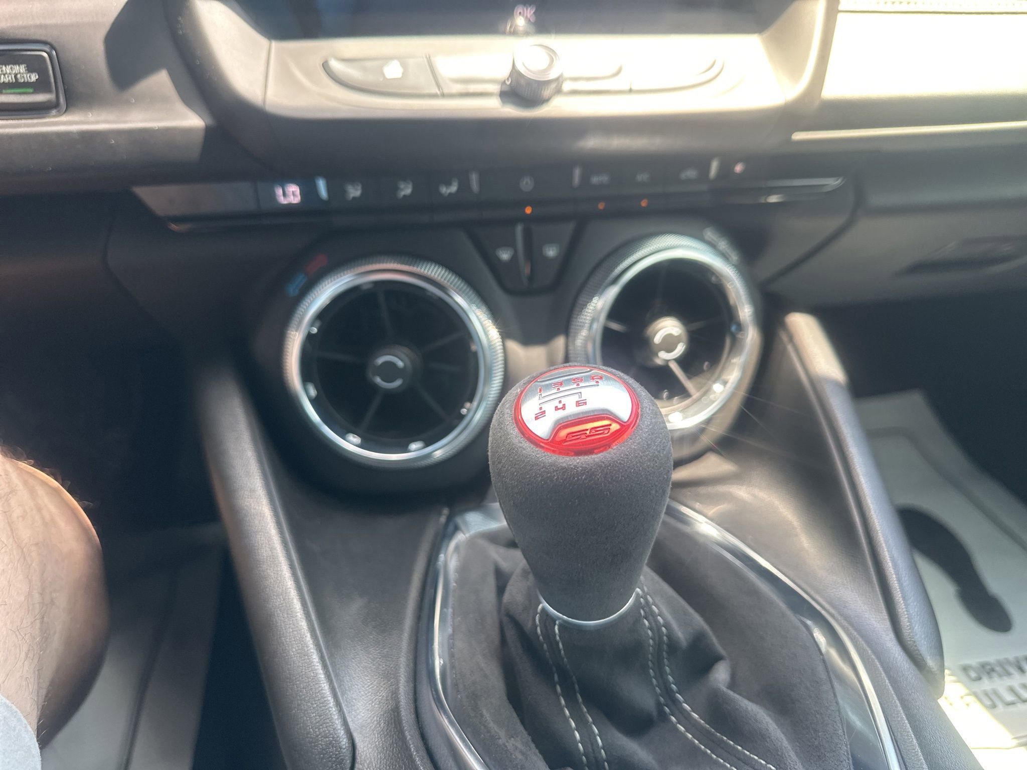 Used 2021 Chevrolet Camaro SS RWD image 32
