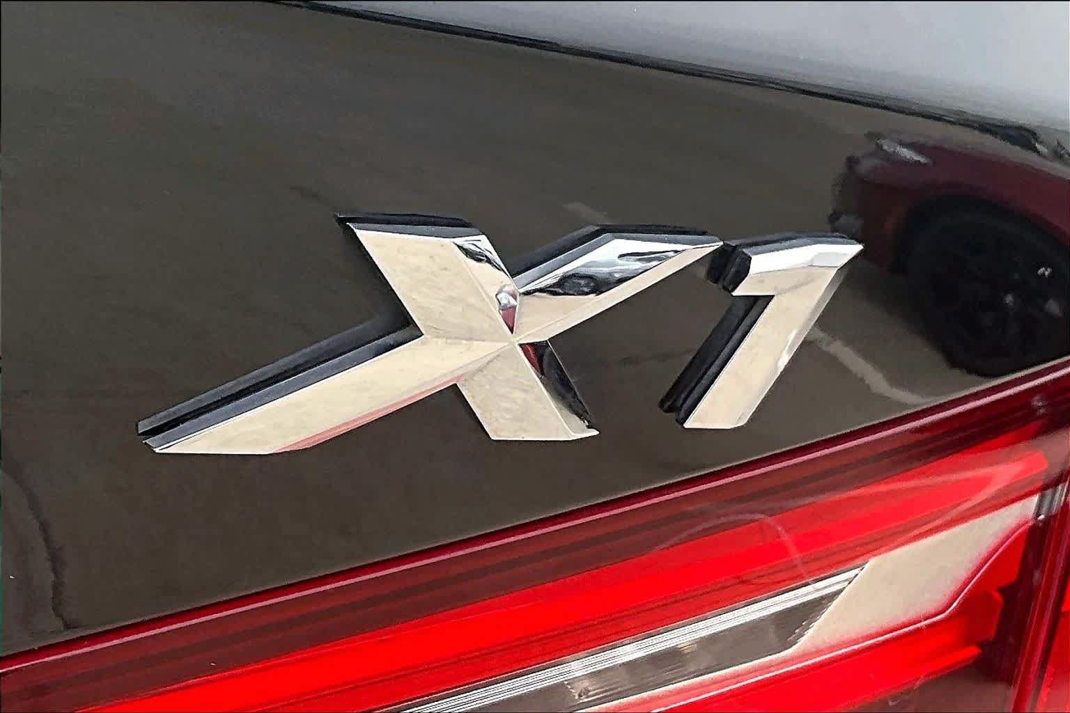 Used 2018 BMW X1 xDrive28i AWD/4WD image 9