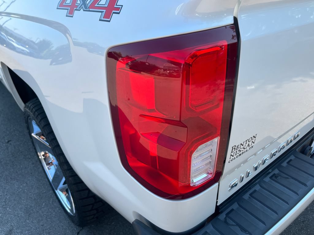 Used 2017 Chevrolet Silverado 1500 High Country AWD/4WD image 41