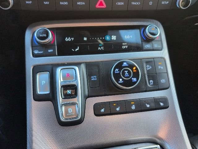 Used 2024 Hyundai Palisade Calligraphy image 25