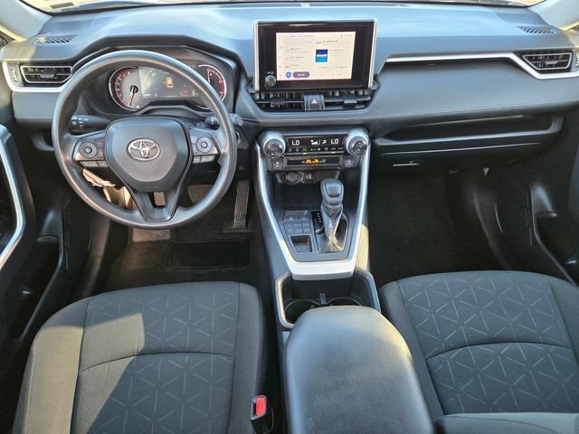 Used 2024 Toyota RAV4 XLE AWD/4WD image 11