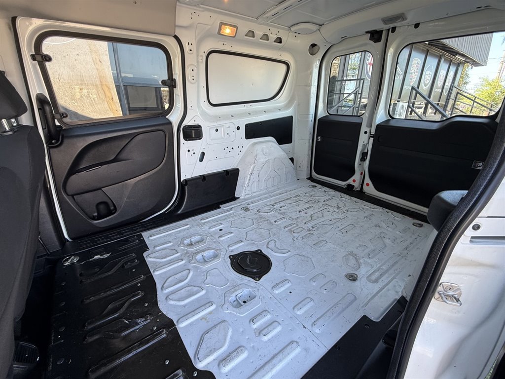 Used 2017 RAM ProMaster City Tradesman w/ Rear Back-up Camera Group image 16