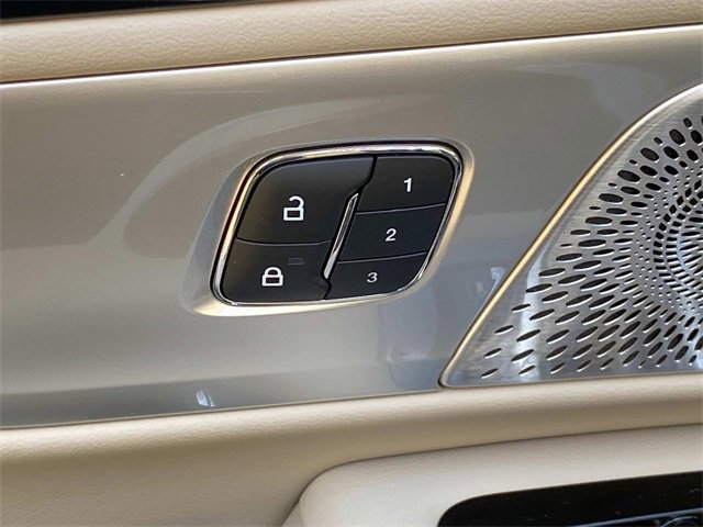 Used 2024 Lincoln Nautilus Reserve w/ Equipment Group 203A image 14