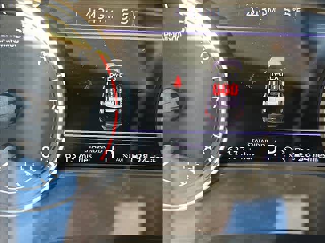 Used 2025 Nissan Rogue SV w/ SV Premium Package image 20