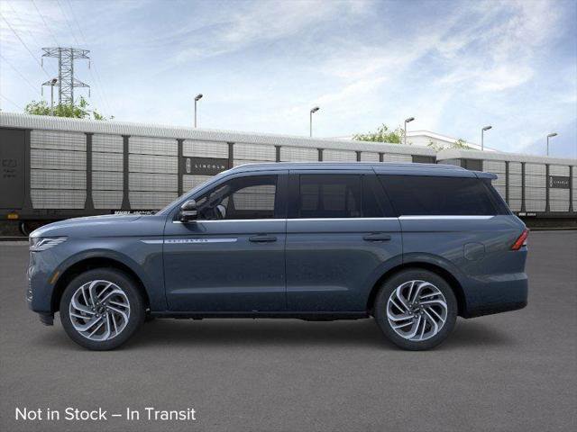 New 2025 Lincoln Navigator Reserve image 3