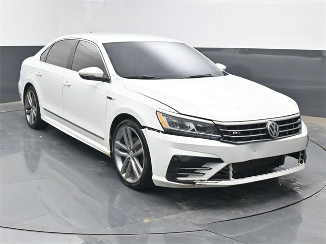 Used 2017 Volkswagen Passat 1.8T R-Line