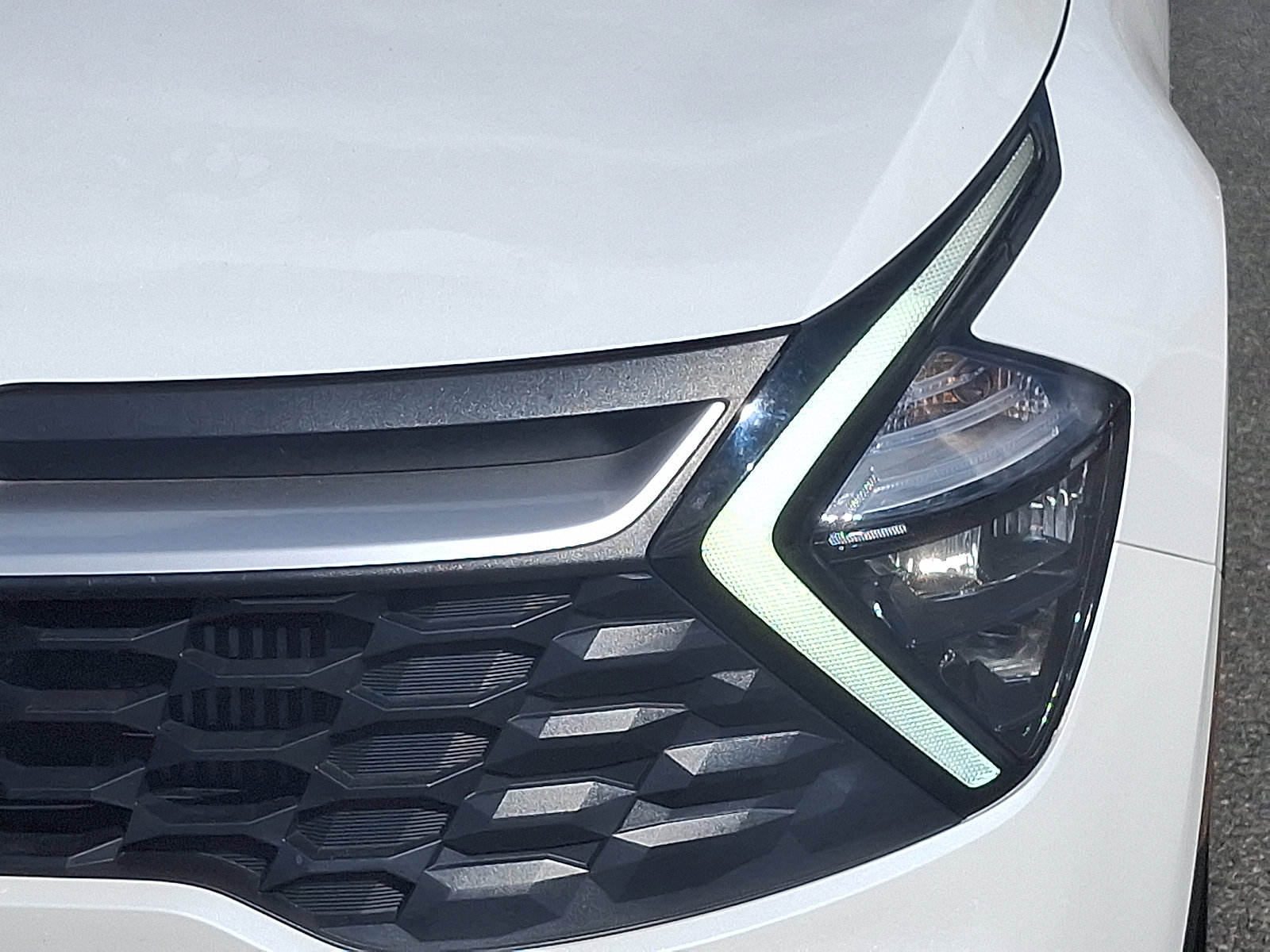 Certified 2023 Kia Sportage LX image 9