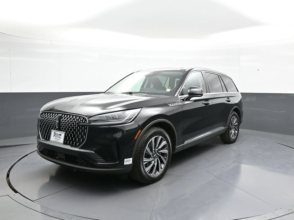 Used 2026 Lincoln Aviator AWD image 10