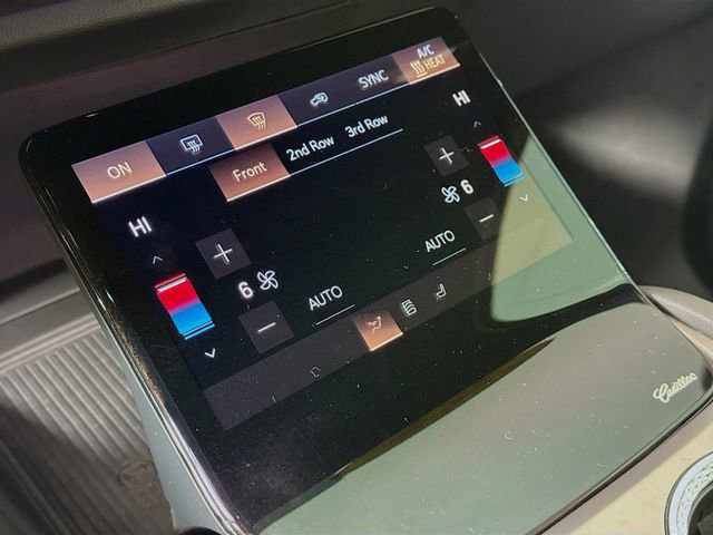 Used 2026 Cadillac Vistiq Sport w/ LPO, Floor Liner Package image 18