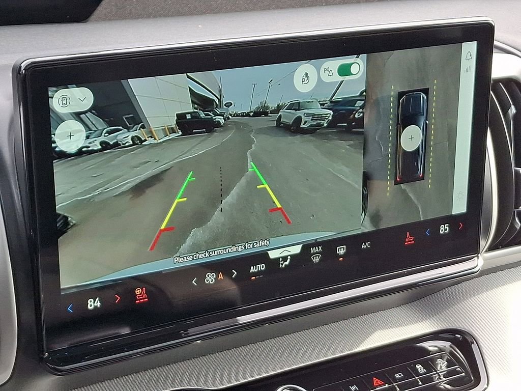 Certified 2025 Ford Expedition Active image 19