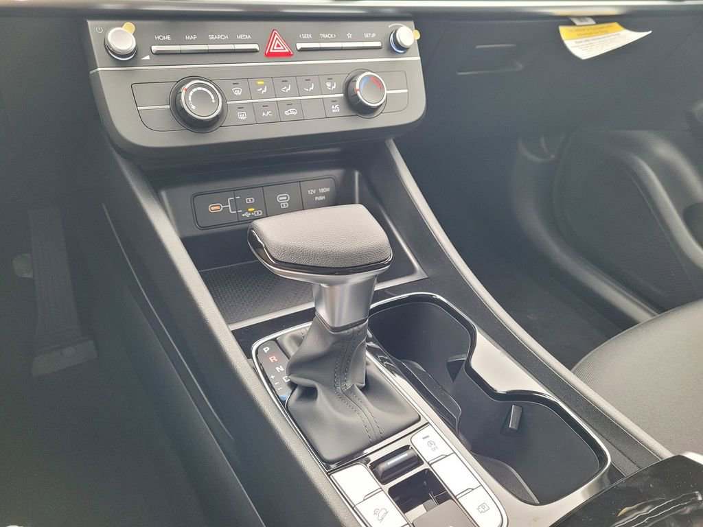 New 2026 Hyundai Tucson SE image 10