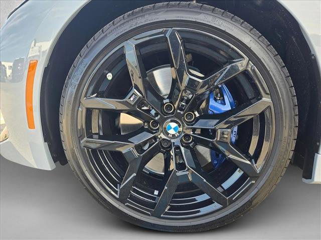 Used 2025 BMW 330i Sedan w/ M Sport Package image 24