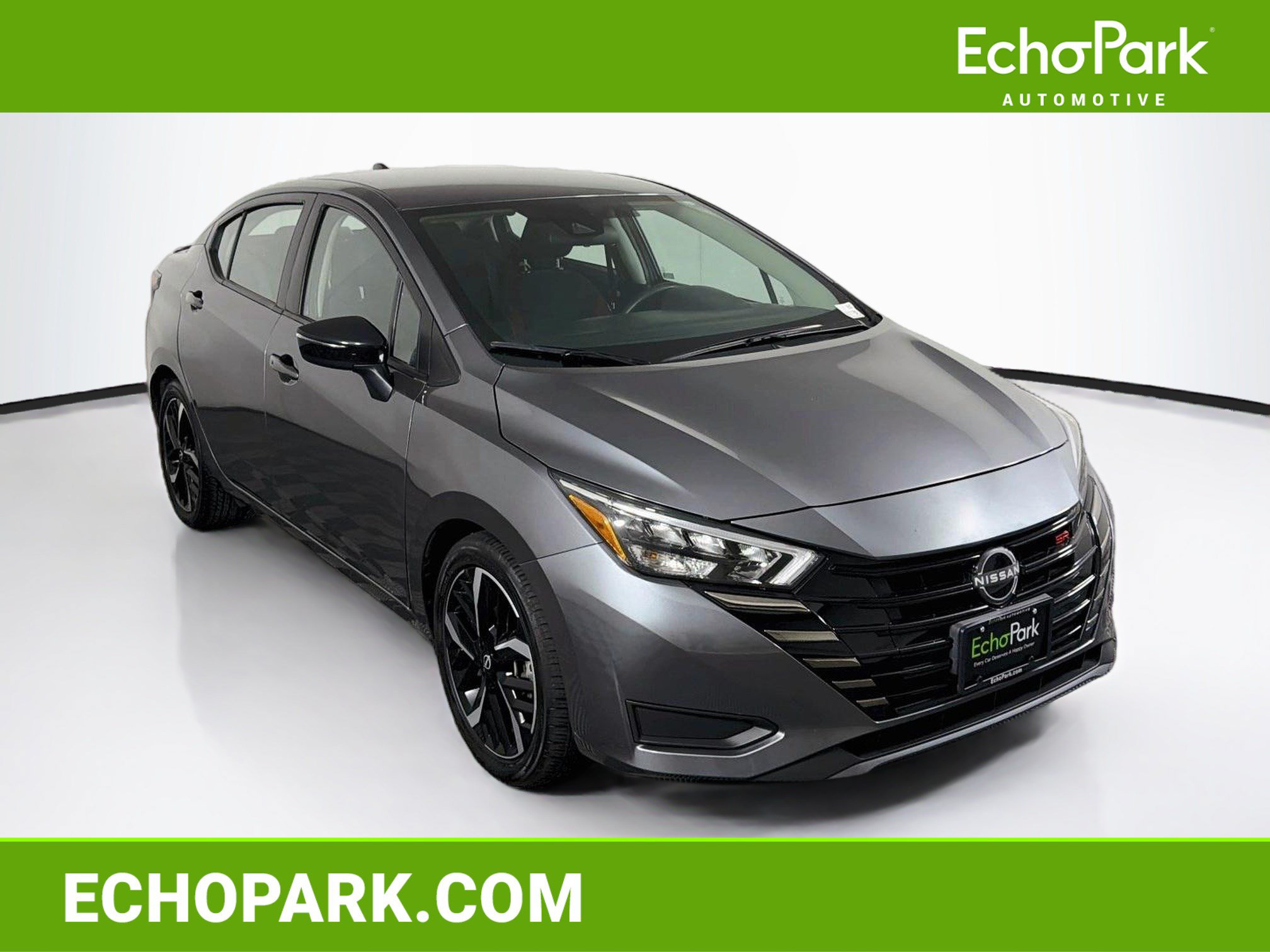 Used 2024 Nissan Versa SR FWD image 1