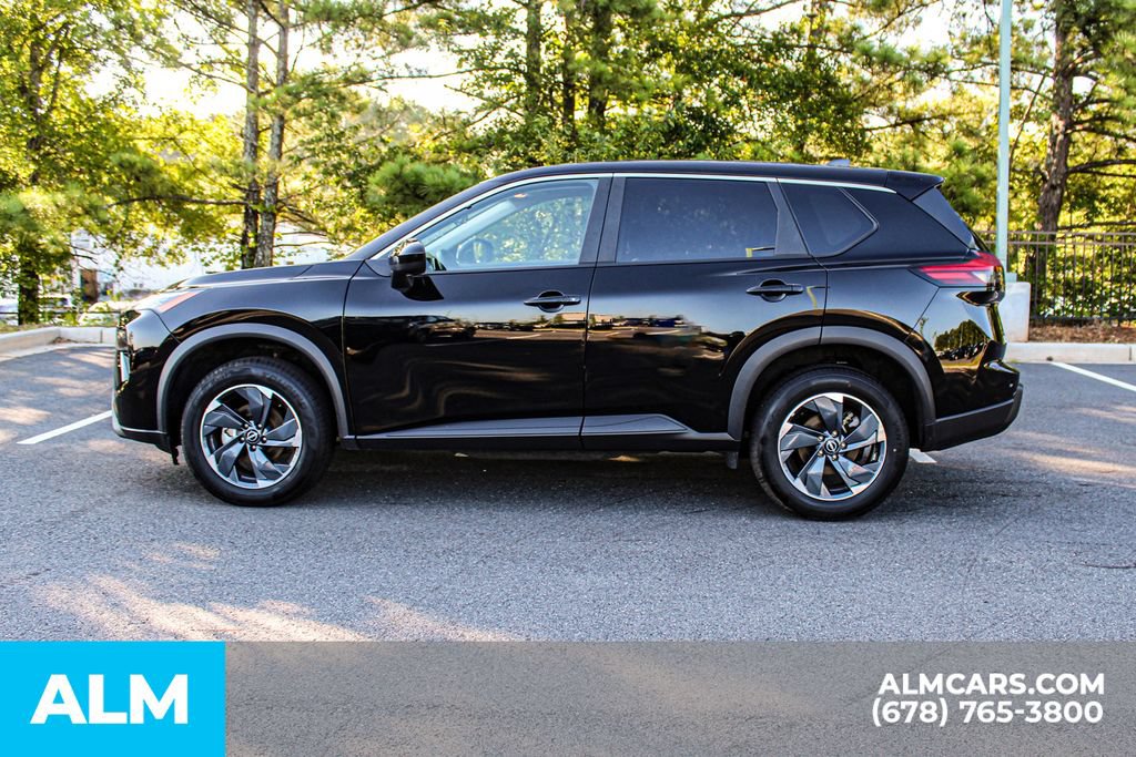 Used 2025 Nissan Rogue SV FWD image 6