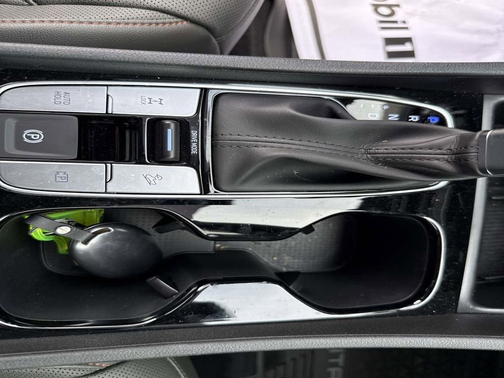 Used 2025 Hyundai Santa Cruz Limited image 23