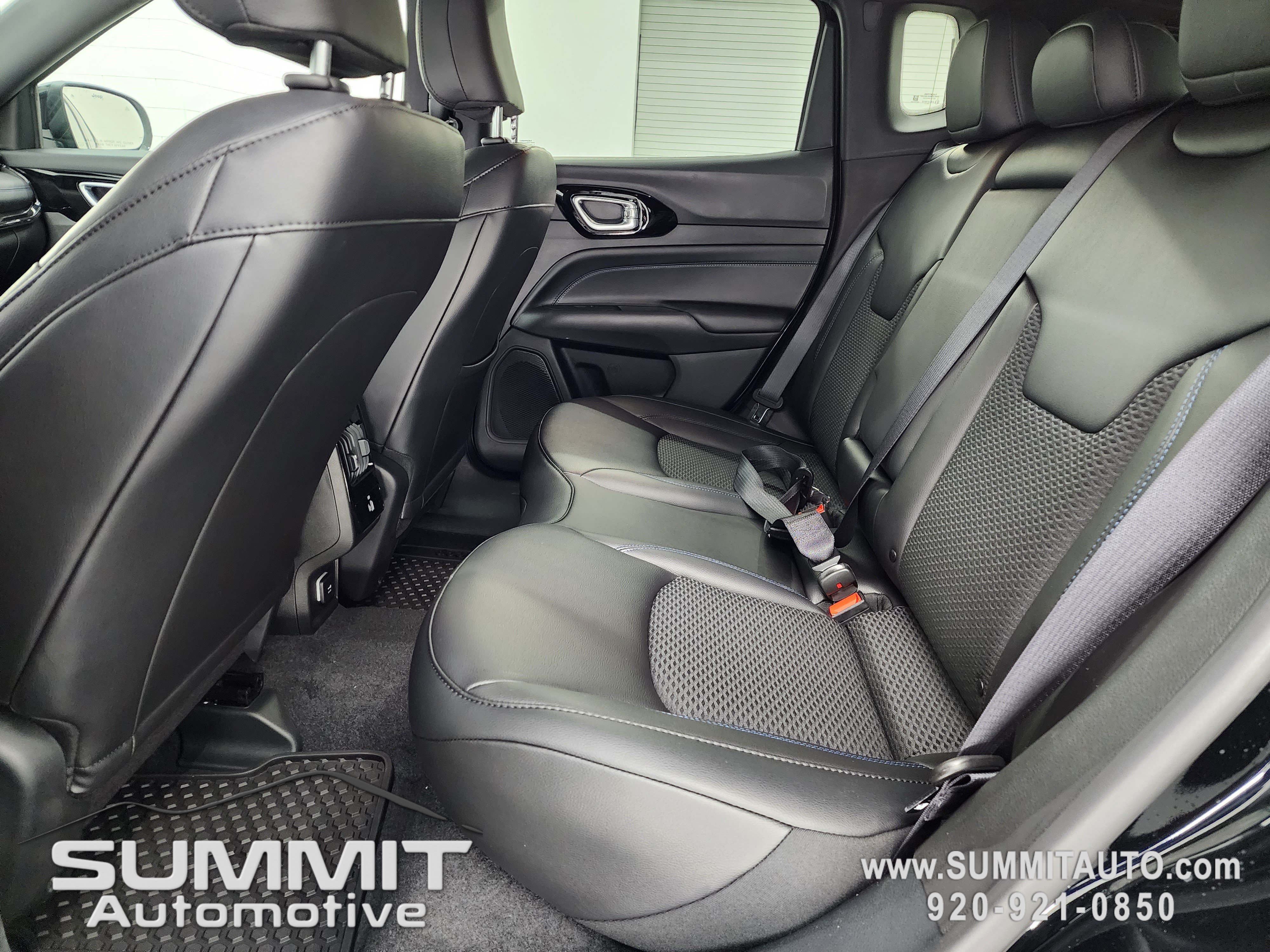 New 2026 Jeep Compass Latitude AWD/4WD image 8