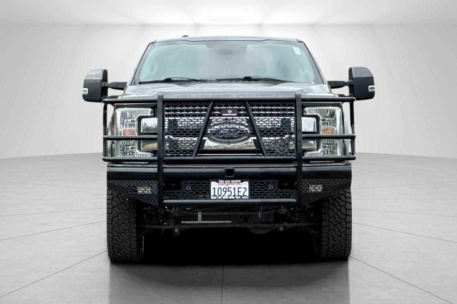 Used 2017 Ford F250 Lariat w/ Lariat Ultimate Package AWD/4WD image 8