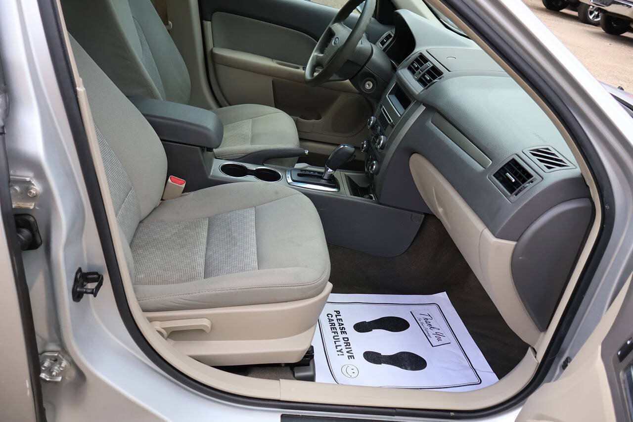 Used 2012 Ford Fusion S FWD image 23