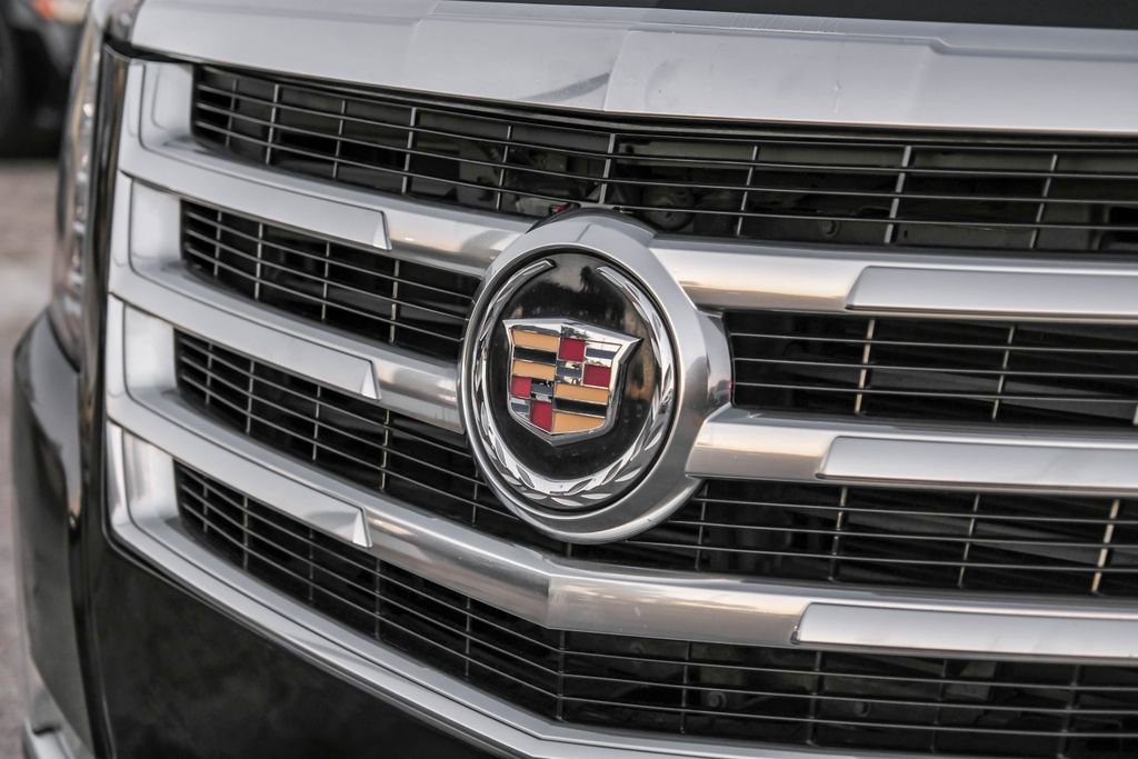 Used 2015 Cadillac Escalade Luxury image 52