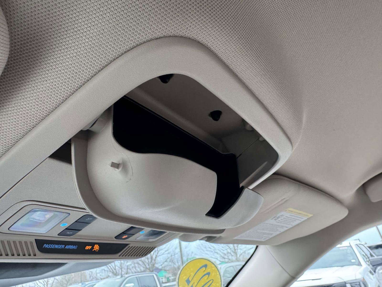 Certified 2022 Ford Explorer XLT w/ Equipment Group 202A AWD/4WD image 31