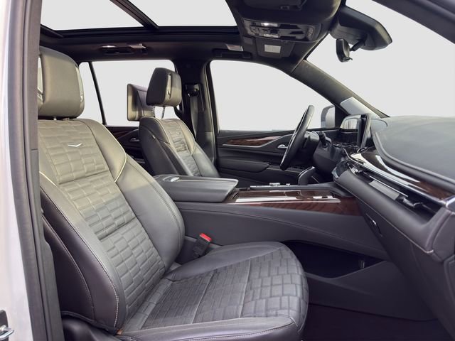 Used 2023 Cadillac Escalade Sport Platinum image 17