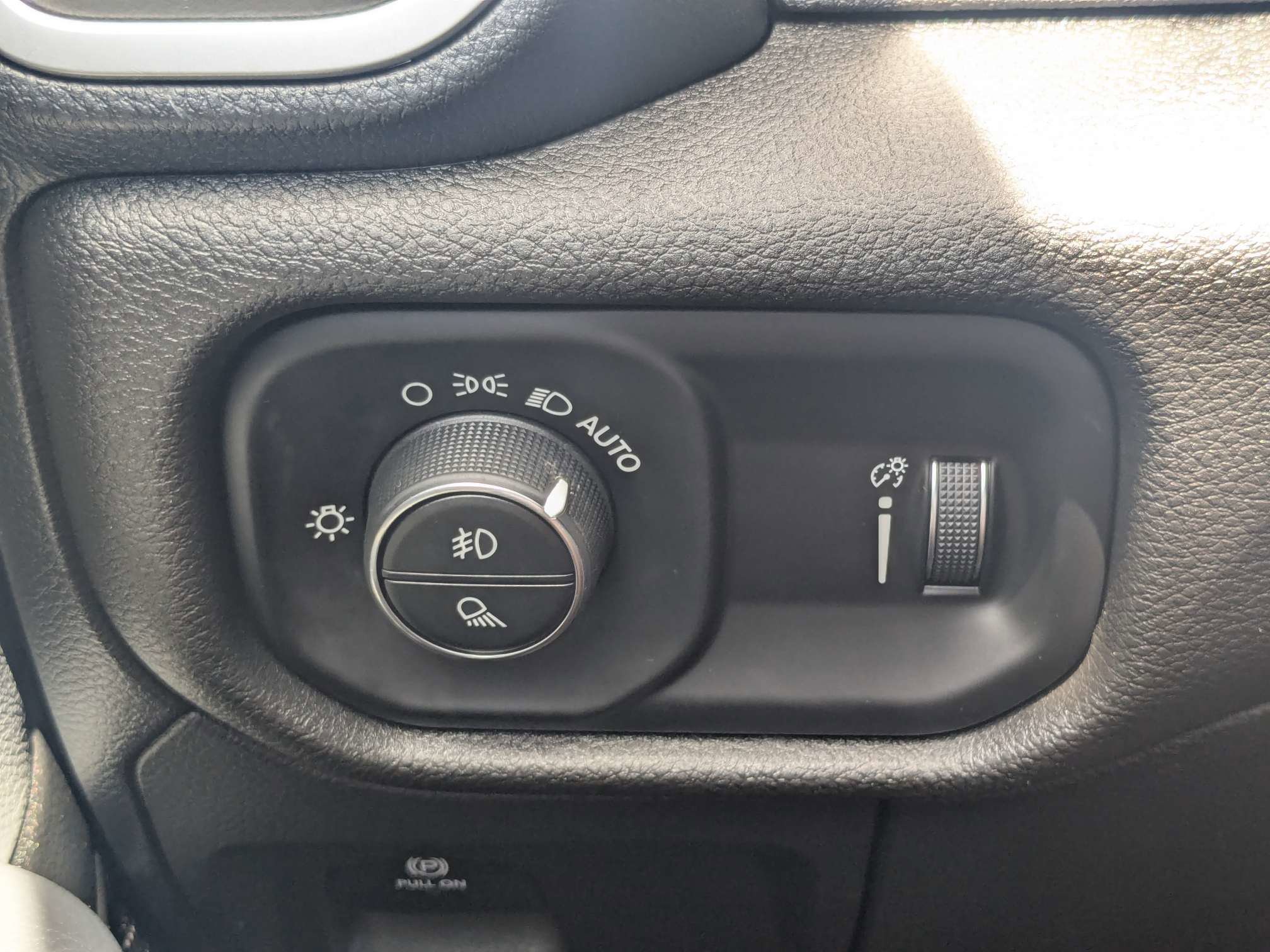 Used 2021 RAM 1500 Big Horn AWD/4WD image 28