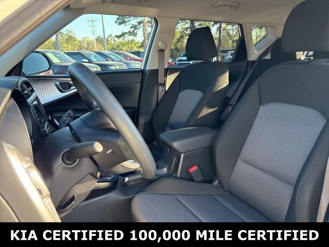 Certified 2025 Kia Soul LX image 10