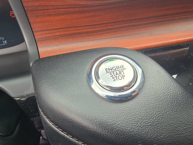 Used 2023 Lincoln Aviator Reserve w/ Equipment Group 201A RWD image 24