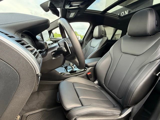 Used 2024 BMW X4 M40i w/ Premium Package image 14