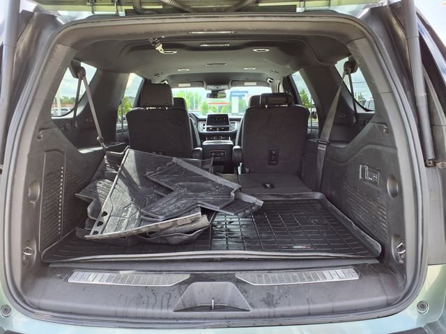 Used 2024 Chevrolet Suburban Z71 w/ Luxury Package AWD/4WD image 13