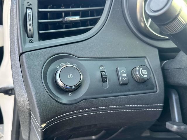 Used 2014 Buick LaCrosse Leather w/ Driver Confidence Package image 27