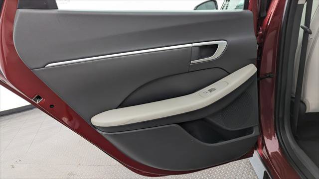 Used 2025 Hyundai Sonata SEL image 16