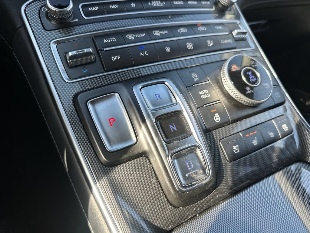Used 2023 Hyundai Santa Fe Limited AWD/4WD image 17
